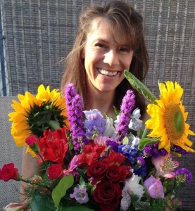 Dorothea with flowers